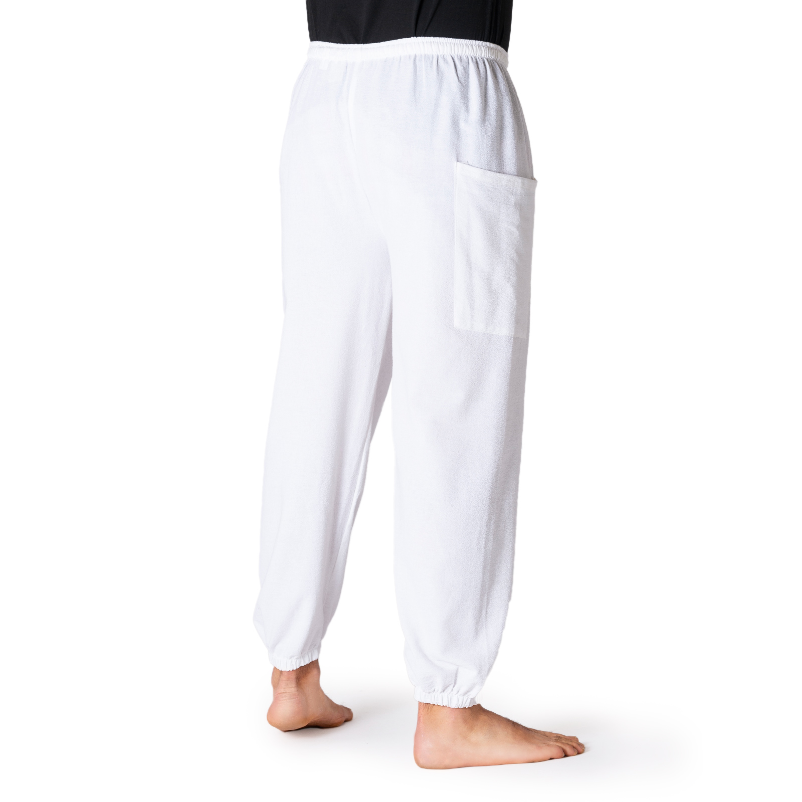 Loungehose einfarbig in weiß von hinten